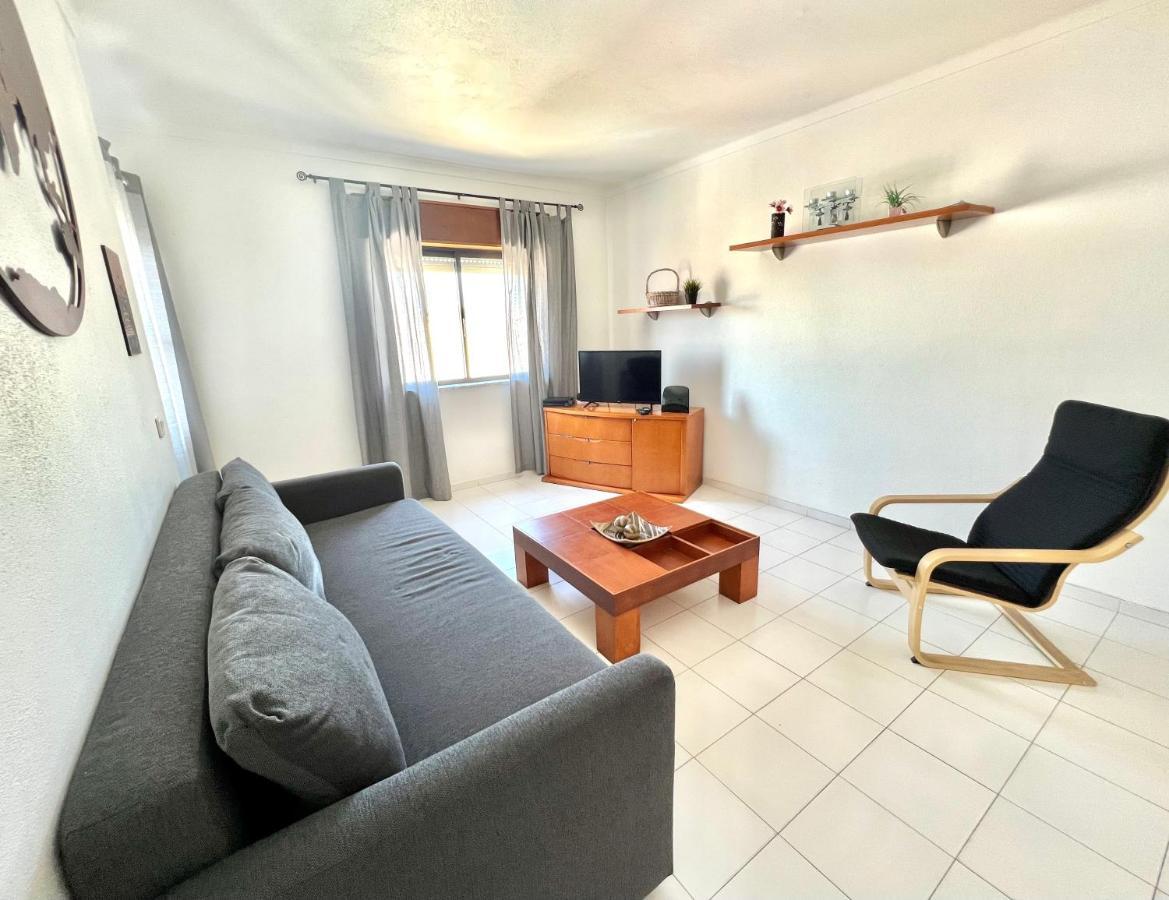 Apartmán Loky - Near Quarteira Center Exteriér fotografie