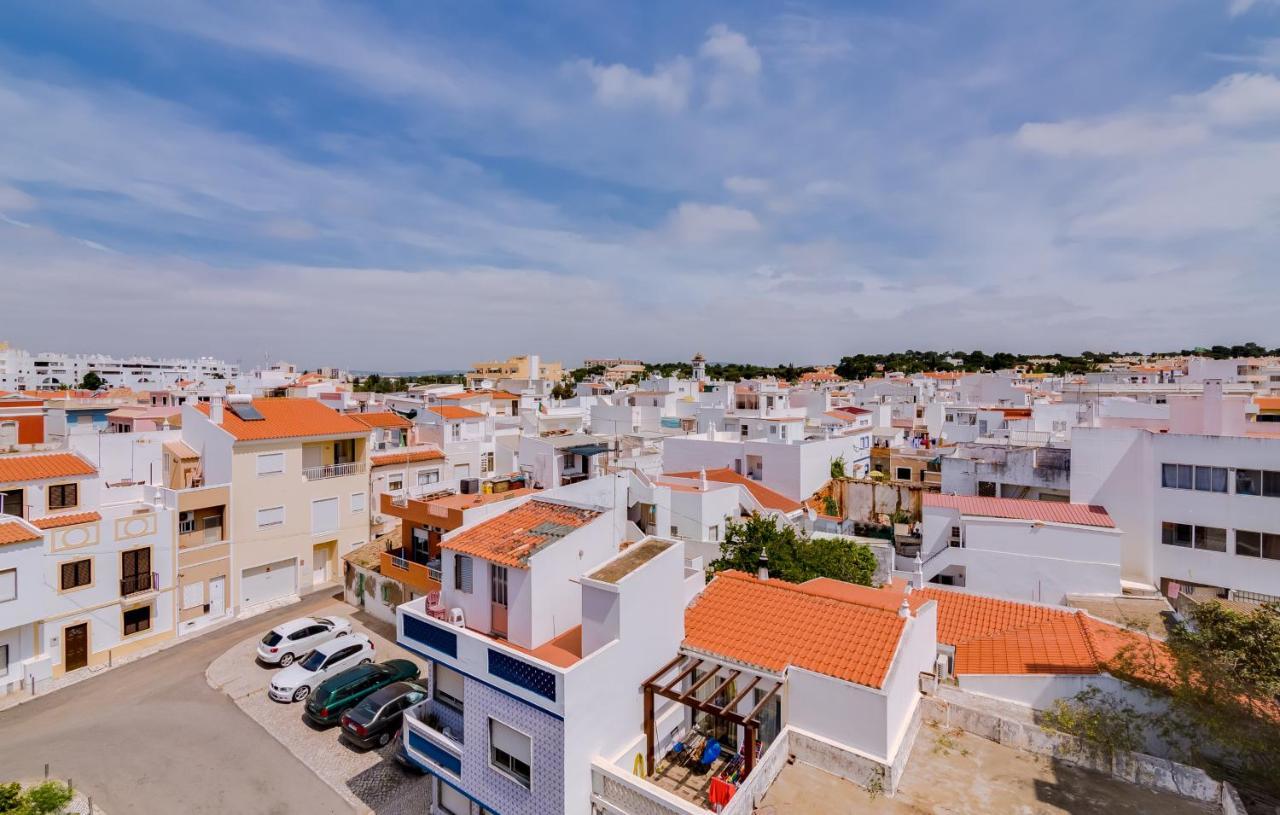 Apartmán Loky - Near Quarteira Center Exteriér fotografie